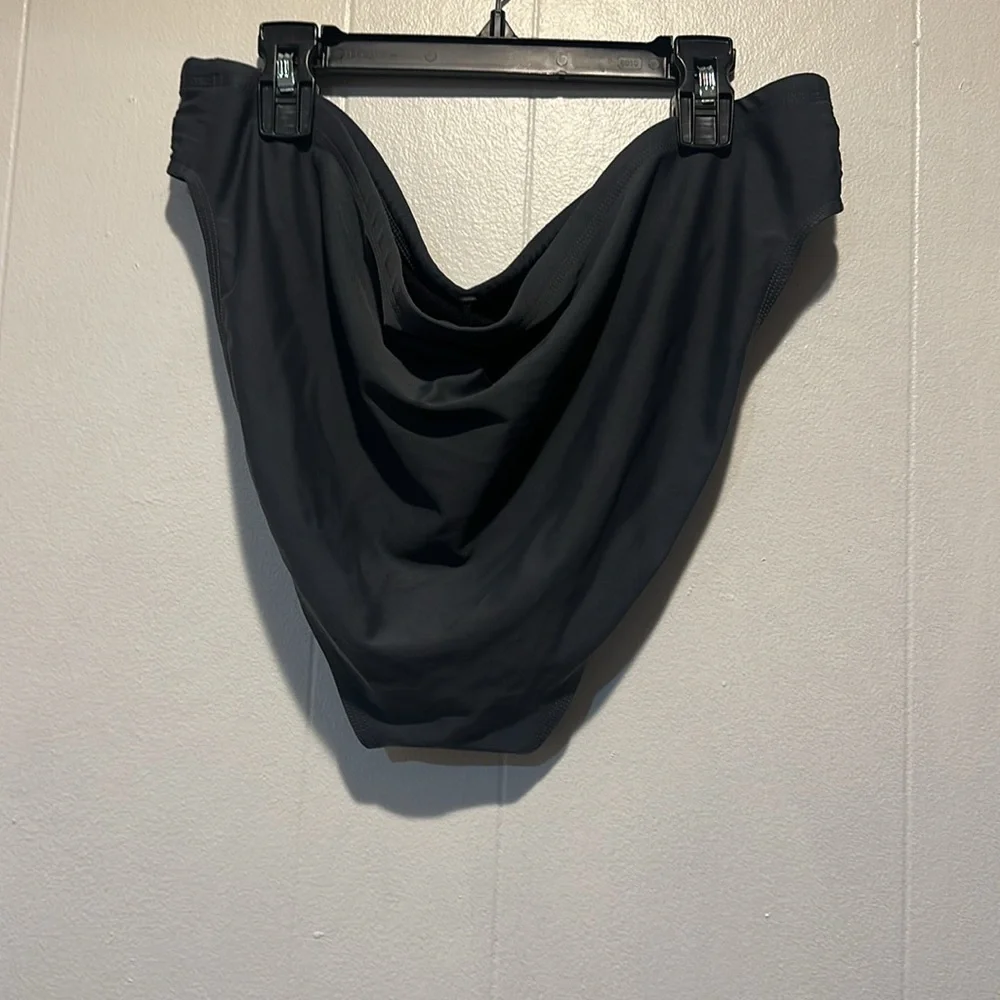 Men’s Nabaigi‎ swim bottoms xxl